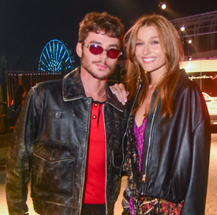 Sasha aposta em jaqueta de R$45 mil como look para o Lollapalooza