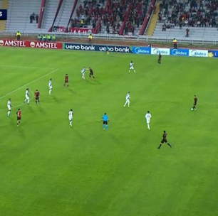 Torcedores do Vasco detonam Carille por 'retranca' em empate na estreia da Sul-Americana