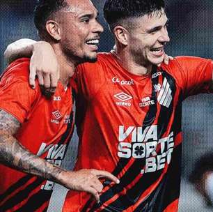 Estreante brilha, e Athletico vence Paysandu em estreia na Série B