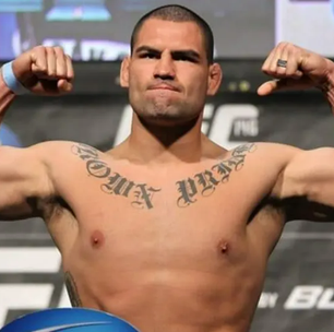 Cain Velasquez é transferido de presídio na Califórnia e irá passar por avaliação psicológica