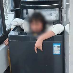 Menina fica presa em máquina de lavar e precisa ser resgatada por bombeiros após bronca por lição de casa