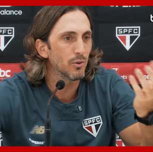 Zubeldía bate boca com repórter após São Paulo empatar com o Botafogo no RJ