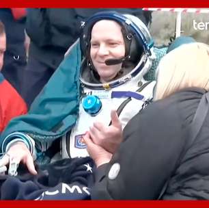 Astronauta mais velho da Nasa retorna à Terra no dia em que completa 70 anos