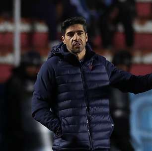 Abel Ferreira esfria elogios da imprensa e teme novas lesões no Verdão: 'Agora é rezar'