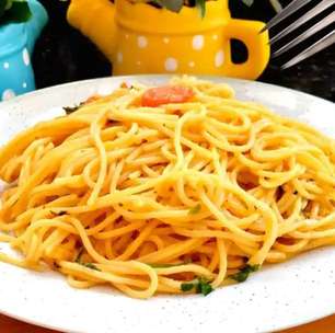 Espaguete Soltinho com Molho de Tomate Fresco que Dá Show em Restaurante Italiano