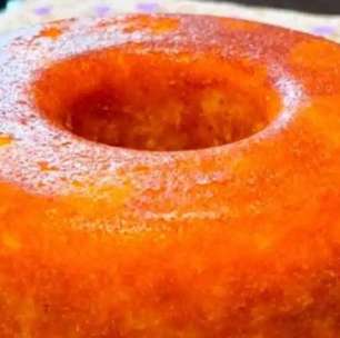 Bolo de Fubá sem Trigo Fofinho com Toque de Laranja para um Café da Tarde Especial