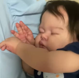 Jovem mineira viraliza ao levar bebê reborn ao hospital: 'Dias mais assustadores'