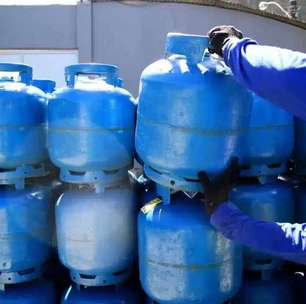 Famílias sentem no bolso e no prato o corte do Auxílio Gás; entenda