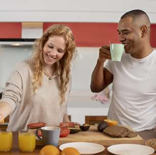 Qual é o melhor suco para tomar no café da manhã?