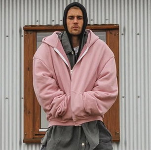 Justin Bieber deve mais de R$ 180 milhões a ex-empresário, diz site