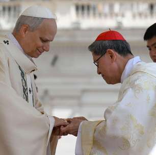 Papa Leão XIV pede união e avisa que é tempo de amar em homilia