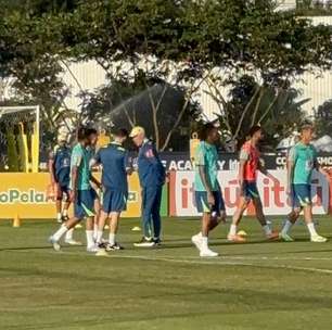 Ancelotti comanda primeiro treino pela Seleção Brasileira; técnico conversa com trio