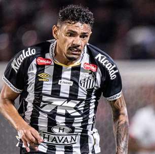 Tiquinho Soares opta por permanecer no Santos e busca redenção após início decepcionante
