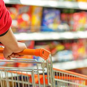 As gigantes que estão sumindo: redes de supermercados fecham lojas