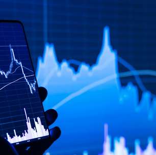Ibovespa sobe e volta a encostar em 140 mil pontos, puxado por alta da Vale (VALE3)