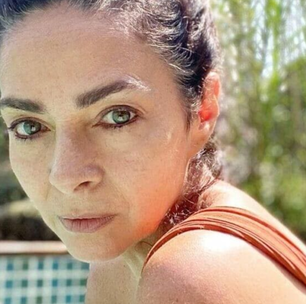 Atriz Claudia Ohana revela bastidores de sua capa na Playboy: 'Muito cabeluda'