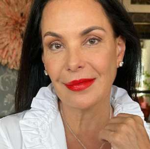 Carolina Ferraz solta o verbo após comentários etaristas após postar vídeo de skincare