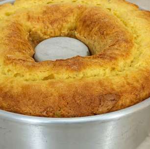 Veja como eu faço bolo de fubá fofinho e macio para o café da tarde