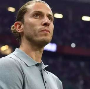 A declaração de Filipe Luís direcionada a Léo Ortiz, do Flamengo: "Nem sempre acerto"