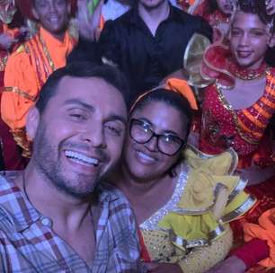 Queridinha de Elba Ramalho e Solange Almeida, quadrilha pernambucana sobrevive com o aluguel de figurinos