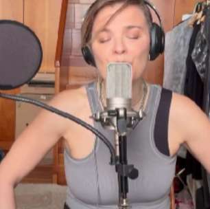 Nem casa própria, nem fortuna bilionária: por que a cantora italiana Gala, voz da música chiclete da Copa do Mundo de Clubes, leva vida 'nômade'?