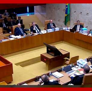 'Estava cochilando ali no canto', brinca Barroso com Dino durante julgamento no STF