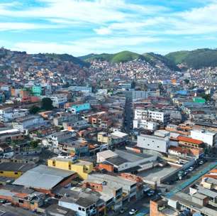 Com paus e lona, ocupação na noite de São Pedro mudou a história de uma cidade