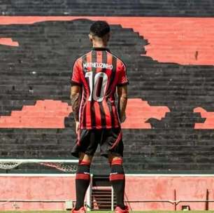 Vitória celebra novo camisa 10 com promoção especial para sócios; veja detalhes