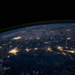 Cinco asteroides vão passar perto da Terra até segunda, alerta Nasa