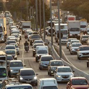 Rodízio de carros é suspenso no fim do ano em SP; confira quando volta