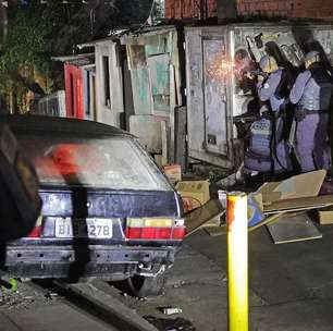 "Mataram os caras rendidos dentro do meu quarto", diz moradora de Paraisópolis