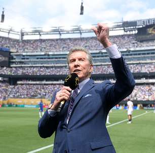 'Let's get ready to rumble': icônico no boxe, saiba quem é o locutor que anunciou o início da final do Mundial