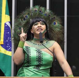O cocar sagrado, o tarifaço de Trump e a democracia brasileira