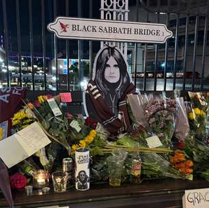 Fãs prestam homenagens a Ozzy Osbourne na Inglaterra