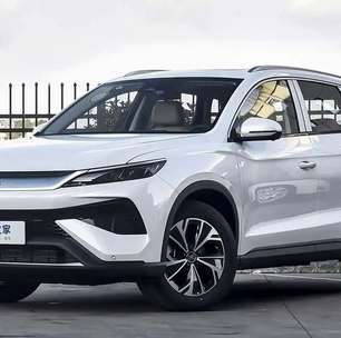 BYD Song Pro 2026 tem 235 cv e quase 70 km de autonomia elétrica, mas é melhor que o Toyota Corolla Cross?