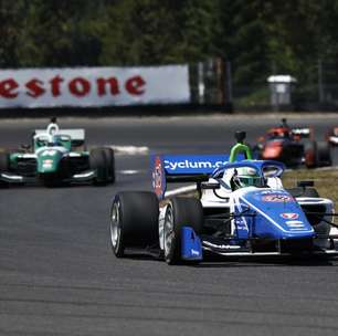 Collet acerta volta no final e fatura pole da Indy NXT em Portland