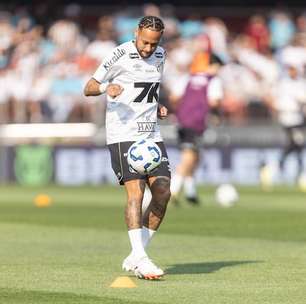 Neymar apoia protesto de Memphis Depay e volta a criticar uso de gramados sintéticos no Brasil