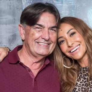 Sabrina Sato quebra o silêncio após cirurgia de emergência de seu pai