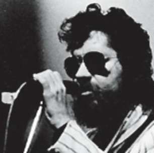 Raul Seixas foi ícone do rock brasileiro; relembre trajetória de sucessos