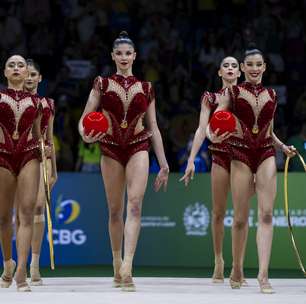 Capitã da seleção vibra com desempenho do Brasil no Mundial de Ginástica Rítmica: 'Melhor sensação'