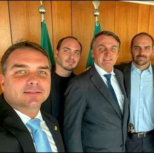 Filhos de Bolsonaro lavam roupa suja com Michelle nas redes sociais