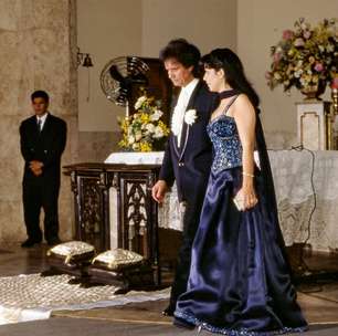 Roberto Carlos se baliza pelo amor: 'Sou como qualquer namorado romântico'