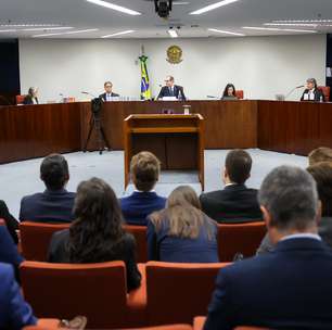 'Cigarro para Bolsonaro', 'palavrão não é crime', 'balbúrdia social' e mais: veja frases do 1º dia de julgamento da trama golpista