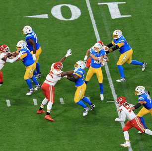 NFL transforma São Paulo na Disney para os fãs de futebol americano em vitória dos Chargers