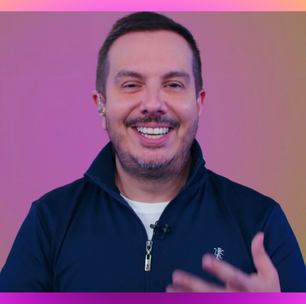 "Por que é difícil sair do lugar mesmo sabendo que a gente precisa"?