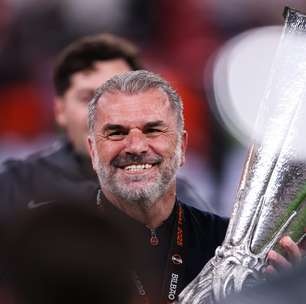 Nottingham Forest contrata técnico que quebrou o jejum do Tottenham