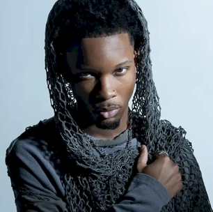 Cantor D4vd, atração do Lollapalooza Brasil 2026, é envolvido em investigação de homicídio nos EUA