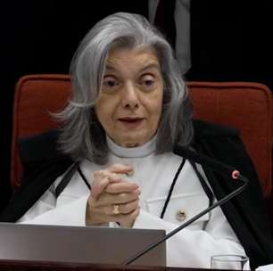 'Bolsonaro praticou os crimes na condição de líder da organização criminosa', diz Cármen Lúcia