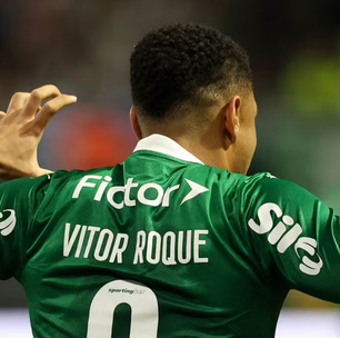 Publicação de Vitor Roque com imagem homofóbica gera crítica de torcida LGBTQIA+ do Palmeiras