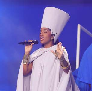 Iza revela era reggae no The Town, abençoada por Célia Sampaio e Tony Garrido